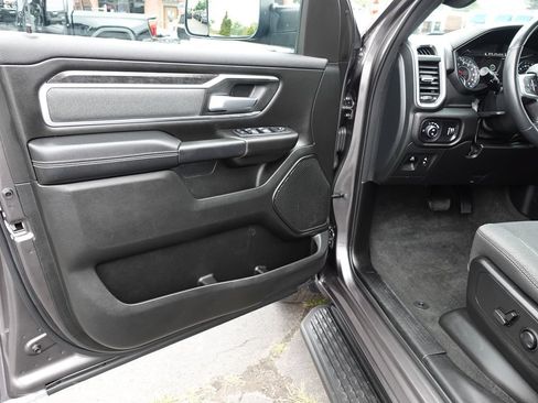 Used 2023 RAM 1500 Big Horn AWD/4WD image 16