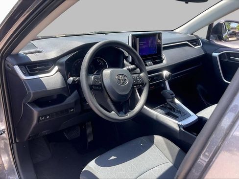 Used 2025 Toyota RAV4 XLE w/ Convenience Package FWD image 18