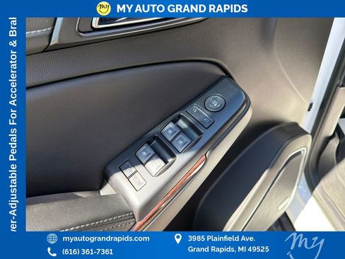 Used 2019 GMC Yukon SLE w/ Convenience Package AWD/4WD image 11