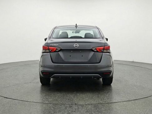 Used 2025 Nissan Versa SV image 7