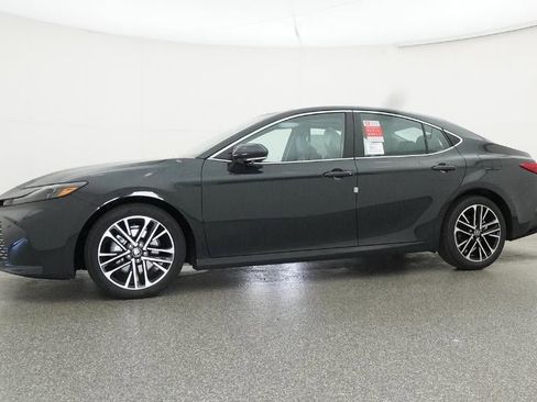 New 2026 Toyota Camry XLE image 18