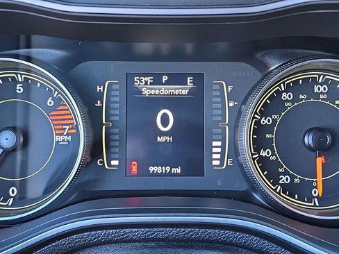 Used 2020 Jeep Cherokee Latitude Plus w/ Cold Weather Group image 13