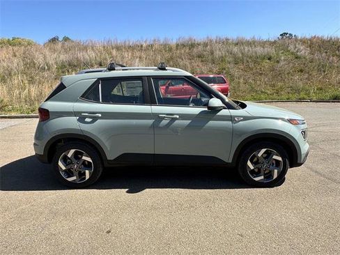 New 2025 Hyundai Venue Limited image 6