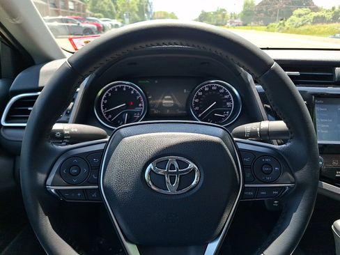 Used 2018 Toyota Camry XLE w/ Protection Package (Q2) FWD image 19
