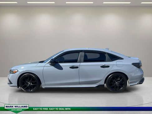Used 2022 Honda Civic Sport image 6