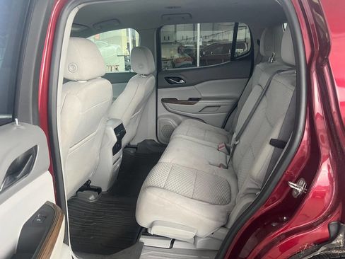 Used 2017 GMC Acadia SLE w/ LPO, Floor Liner Package AWD/4WD image 14