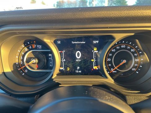 New 2026 Jeep Gladiator Sport image 28