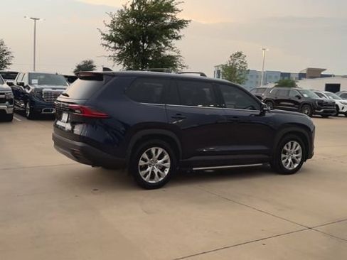 Used 2026 Toyota Grand Highlander FWD image 9