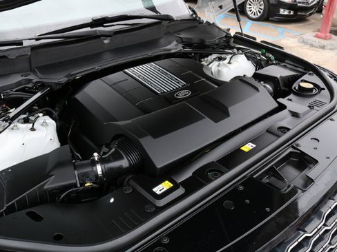 Used 2019 Land Rover Range Rover HSE image 61