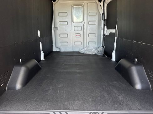 New 2026 Ford Transit 250 148 Medium Roof image 15