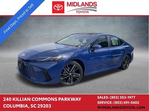 Used 2025 Toyota Camry XSE w/ Premium Plus Package AWD/4WD image 1