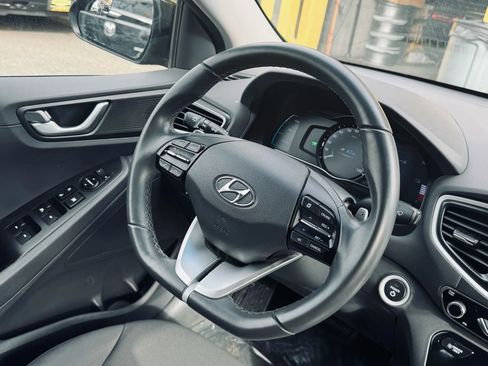 Used 2019 Hyundai Ioniq Electric image 13