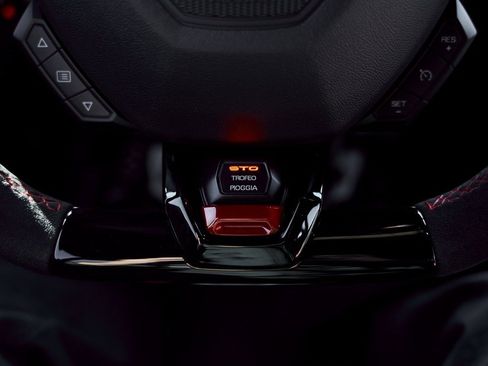 Used 2023 Lamborghini Huracan STO image 62