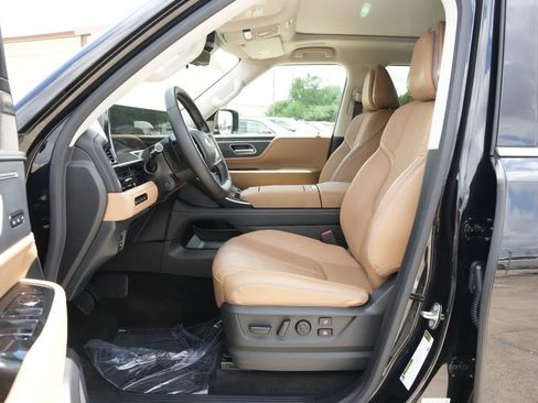 Certified 2025 INFINITI QX80 Sensory AWD/4WD image 12