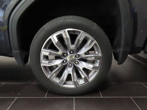 Used 2023 GMC Sierra 1500 Denali w/ Denali Reserve Package AWD/4WD image 14