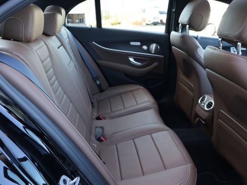 Used 2022 Mercedes-Benz E 450 4MATIC Sedan image 25