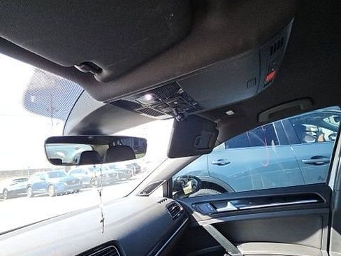 Used 2018 Volkswagen Golf R DCC & Navigation 4Motion image 17