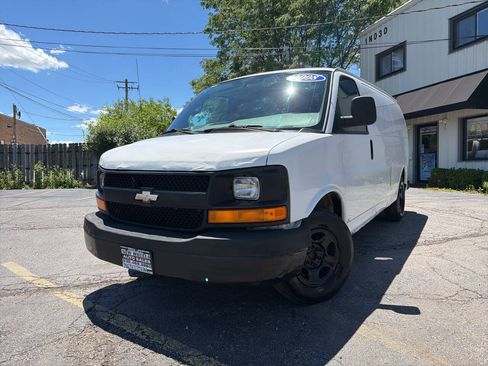 Used 2008 Chevrolet Express 1500 RWD image 1