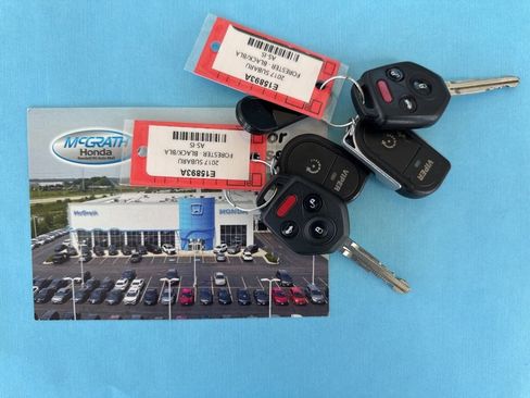 Used 2017 Subaru Forester 2.5i Premium w/ All-Weather Package image 4