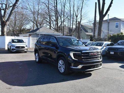 Used 2024 GMC Acadia Elevation FWD image 4