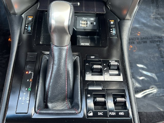Used 2021 Lexus GX 460 Luxury w/ Sport Design Package AWD/4WD image 24