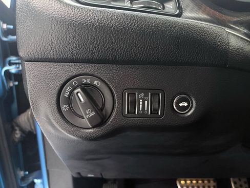 Used 2016 Dodge Challenger R/T Scat Pack w/ Leather Interior Group RWD image 26