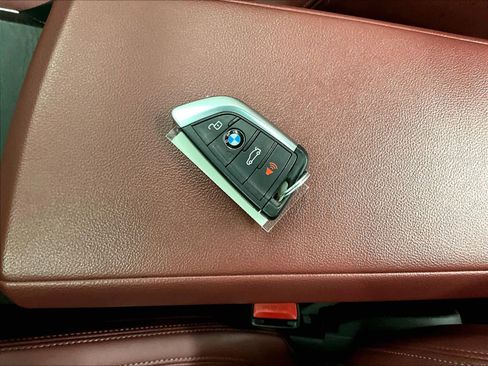 Certified 2023 BMW 430i Convertible w/ M Sport Package image 12