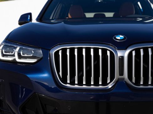 Used 2023 BMW X3 sDrive30i w/ M Sport Package RWD image 9
