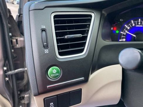Used 2015 Honda Civic LX image 29