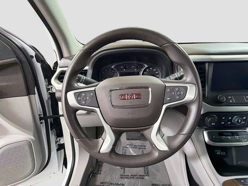 Used 2022 GMC Acadia SLE FWD image 13