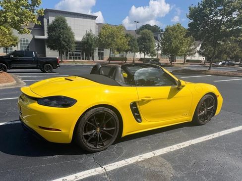 Used 2018 Porsche 718 Boxster GTS RWD image 6