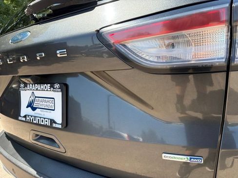 Used 2020 Ford Escape SEL AWD/4WD image 31