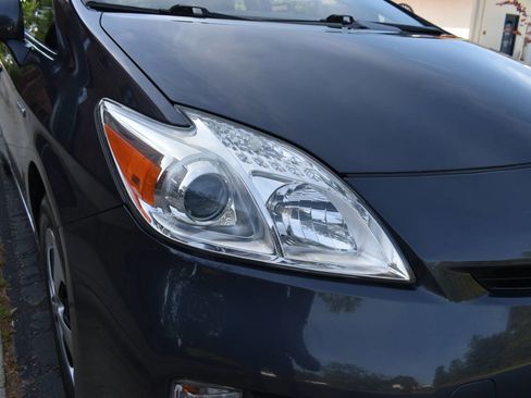 Used 2013 Toyota Prius Three image 39