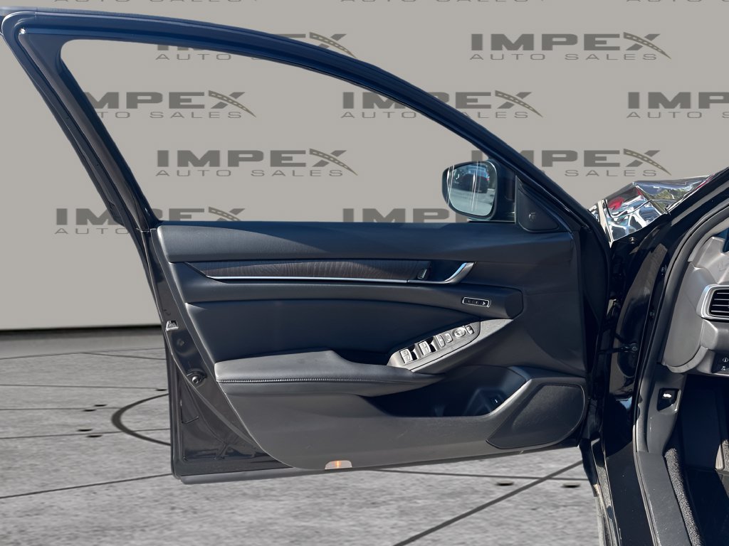 Used 2018 Honda Accord EX-L image 26