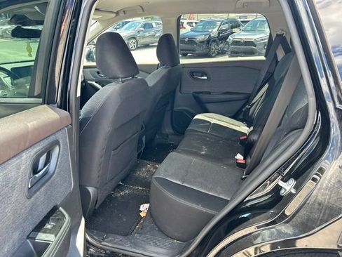Used 2022 Nissan Rogue SV AWD/4WD image 18