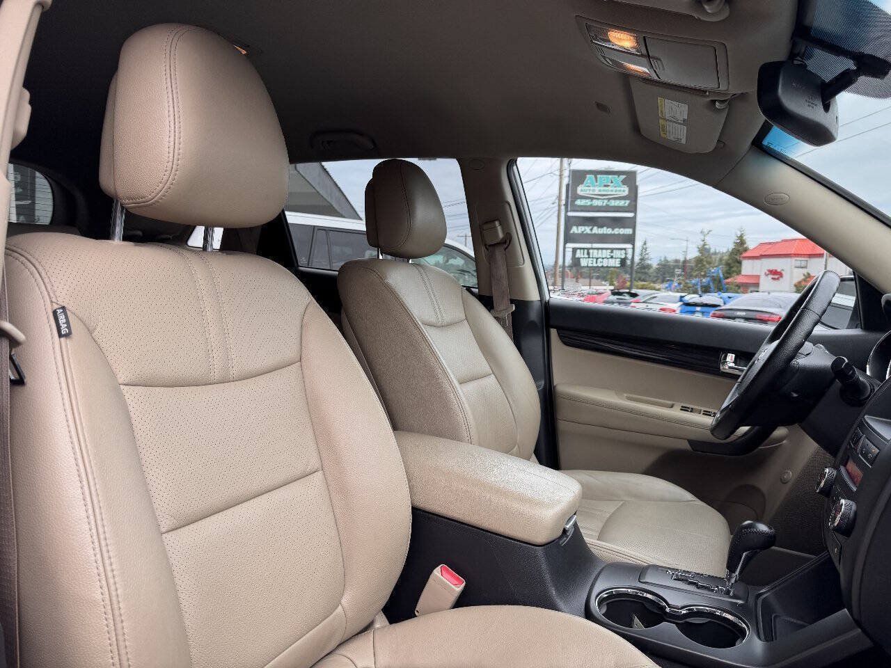 Used 2013 Kia Sorento EX AWD/4WD image 15