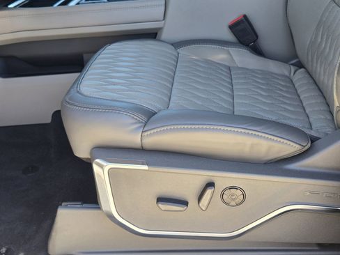 New 2026 Ford F250 Platinum w/ Platinum Plus Package AWD/4WD image 26
