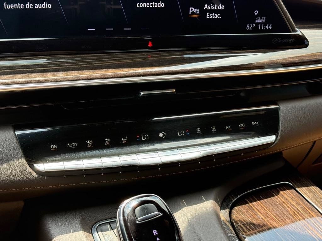 Used 2022 Cadillac Escalade ESV Sport w/ Touring Package AWD/4WD image 25