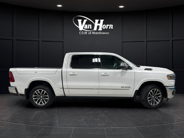 Used 2025 RAM 1500 Limited w/ Trailer Tow Group AWD/4WD image 8