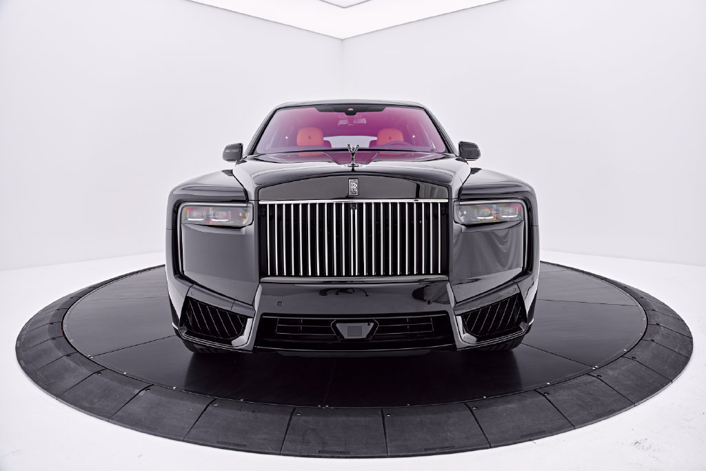 Used 2026 Rolls-Royce Cullinan Black Badge AWD/4WD image 18