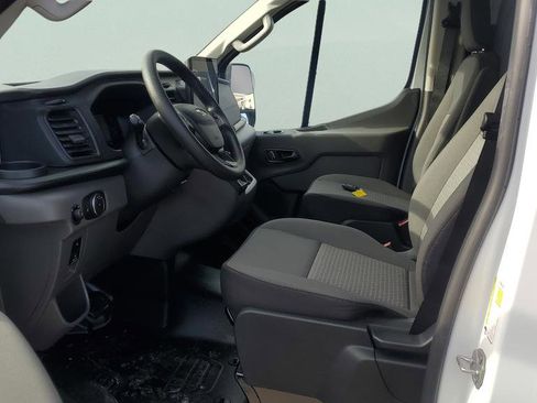 New 2026 Ford Transit 250 Low Roof RWD image 17