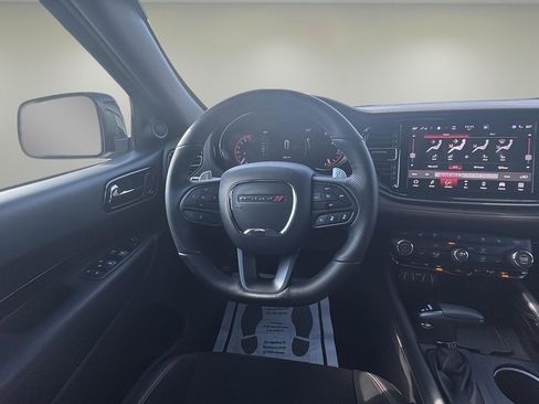 Used 2025 Dodge Durango GT image 11
