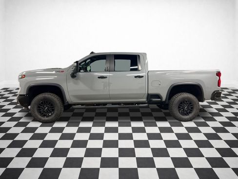 Certified 2024 Chevrolet Silverado 2500 ZR2 w/ Technology Package AWD/4WD image 6