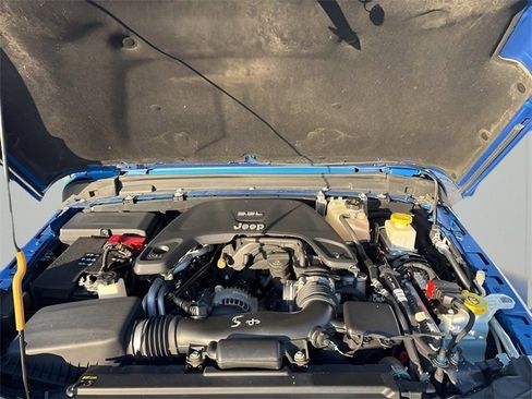 Used 2020 Jeep Gladiator Sport w/ Quick Order Package 24S image 14