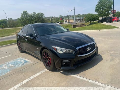Used 2017 INFINITI Q50 Red Sport 400 AWD/4WD image 4