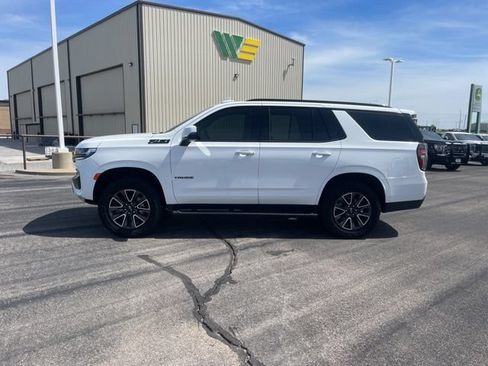 Used 2021 Chevrolet Tahoe Z71 w/ Z71 Signature Package AWD/4WD image 8