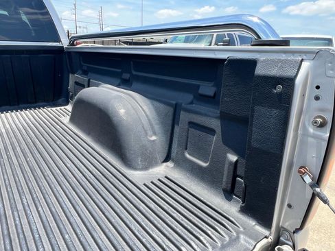Used 2004 GMC Sierra 1500 SLE w/ Safe And Sound Package RWD image 24