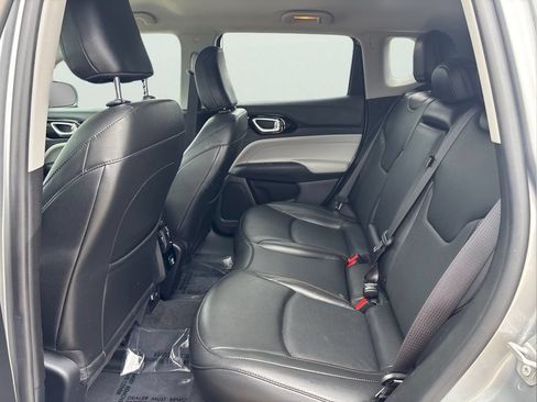 Used 2022 Jeep Compass Limited AWD/4WD image 18