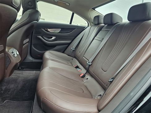 Used 2025 Mercedes-Benz GLC 300 image 19