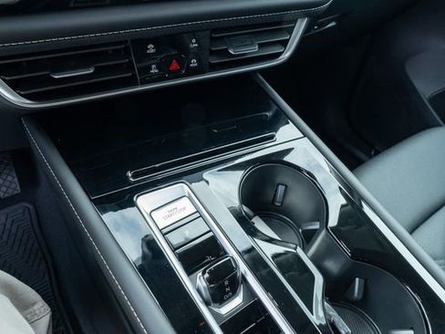 New 2026 Volkswagen Atlas SE image 21